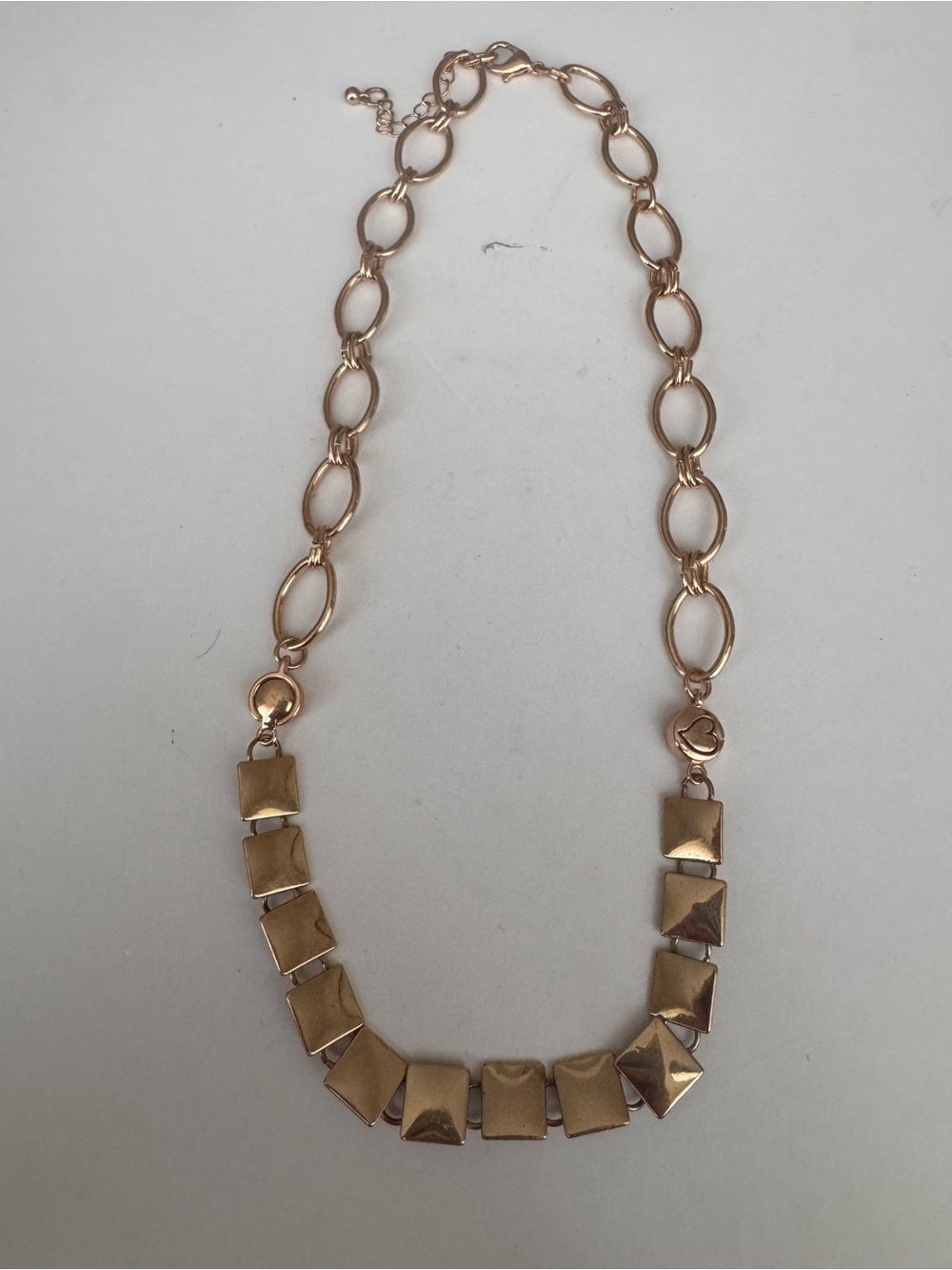 Gold tone necklace links chain magnet links 22 “